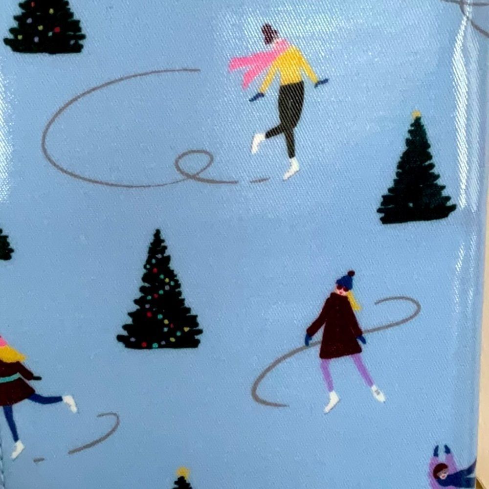 KATE SPADE NWT PASSPORT HOLDER DAYCATION SKATERS WITH CHRISTMAS TREES - Picture 5 of 10